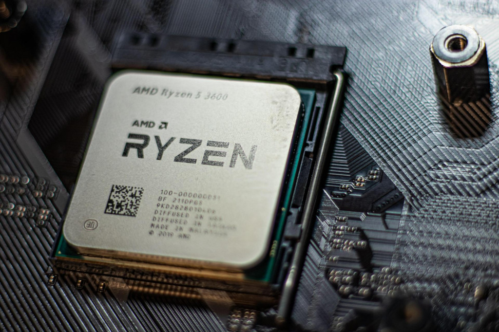 Spoločnosť TSMC m&aacute; za svojich klientov aj AMD, či Nvidia. FOTO: Unsplash.com/Irving Marca