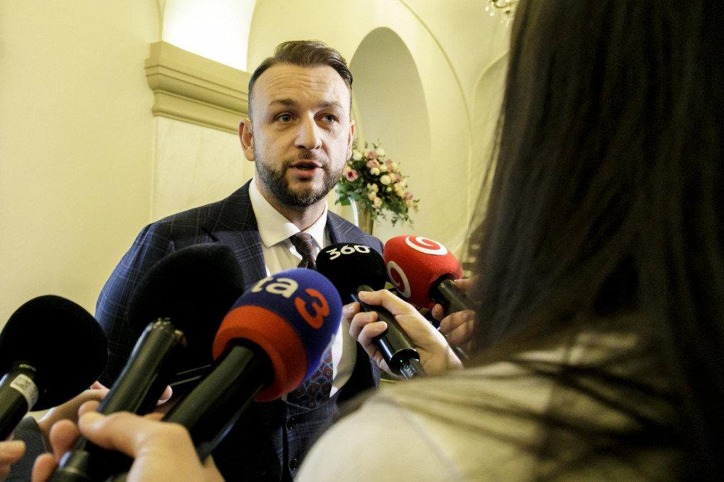 Na sn&iacute;mke minister vn&uacute;tra Mat&uacute;&scaron; &Scaron;utaj E&scaron;tok. FOTO: TASR/Dano Veselsk&yacute;