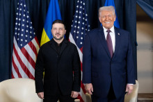 Ukrajinsk&yacute; prezident Volodymyr Zelenskyj a americk&yacute; prezident Donald Trump. FOTO: Reuters