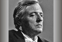 Americk&yacute; spisovateľ a politick&yacute; koment&aacute;tor William F. Buckley Jr. (1925 &ndash; 2008)