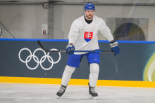 Elitn&yacute; slovensk&yacute; hokejov&yacute; obranca Erik Čern&aacute;k. FOTO: TASR/Jaroslav Nov&aacute;k
