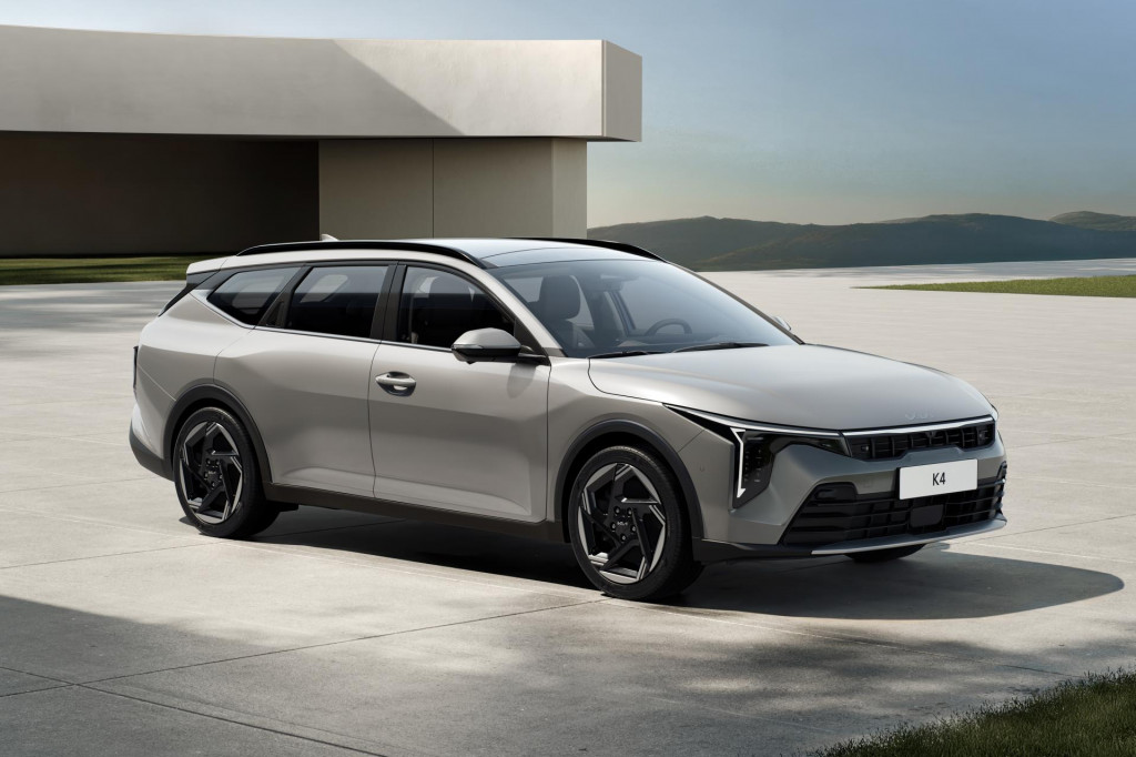Kia K4 Sportswagon