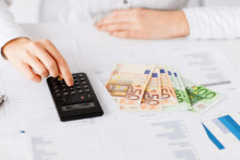 Z&aacute;bezpeka sa m&aacute; t&yacute;kať v&scaron;etk&yacute;ch, ktor&iacute; už maj&uacute; za sebou nesplnenie daňov&yacute;ch povinnost&iacute;. FOTO: Dreamstime