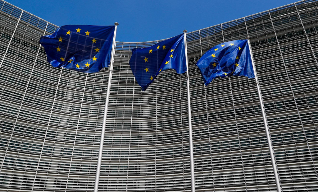 Do slovenskej ekonomiky a verejn&yacute;ch služieb smeruje suma vo v&yacute;&scaron;ke stoviek mili&oacute;nov eur. FOTO: REUTERS