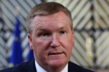 Eurokomis&aacute;r pre demokraciu, spravodlivosť, pr&aacute;vny &scaron;t&aacute;t a ochranu spotrebiteľa Michael McGrath. FOTO: Reuters