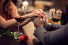 Etnol&oacute;g vysvetľuje vznik Valent&iacute;nu. FOTO: Dreamstime