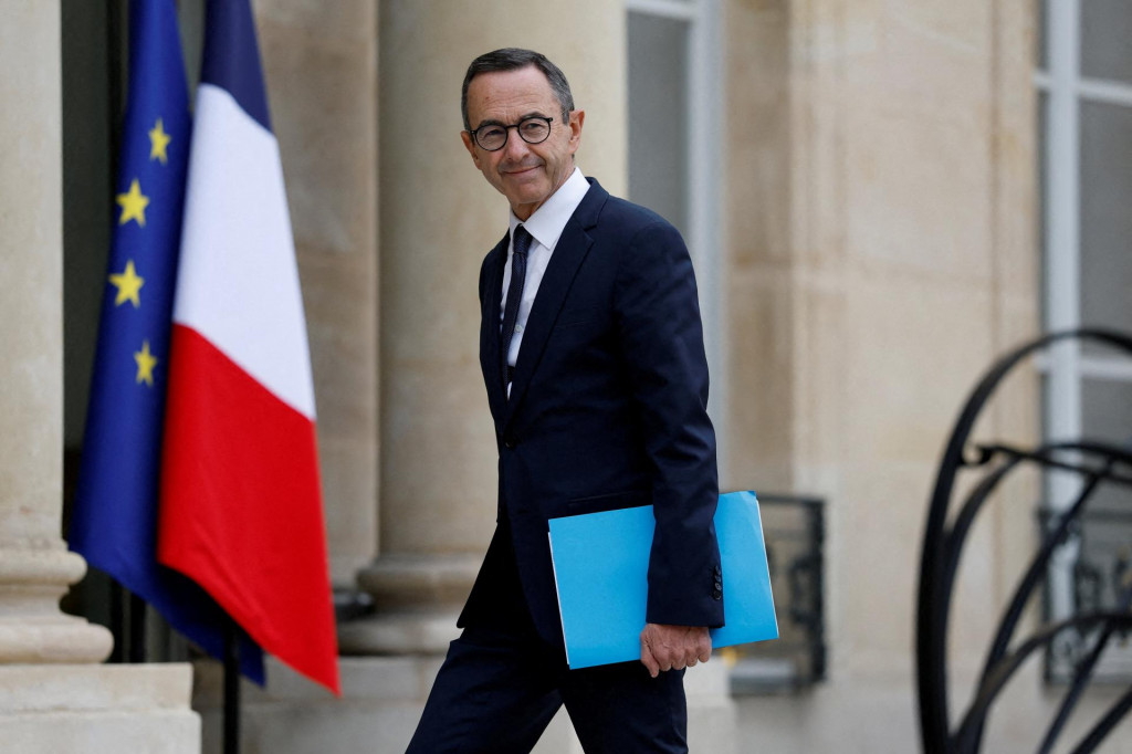 B&yacute;val&yacute; franc&uacute;zsky minister vn&uacute;tra a predseda stredopravicovej strany Republik&aacute;ni Bruno Retailleau. FOTO: Reuters