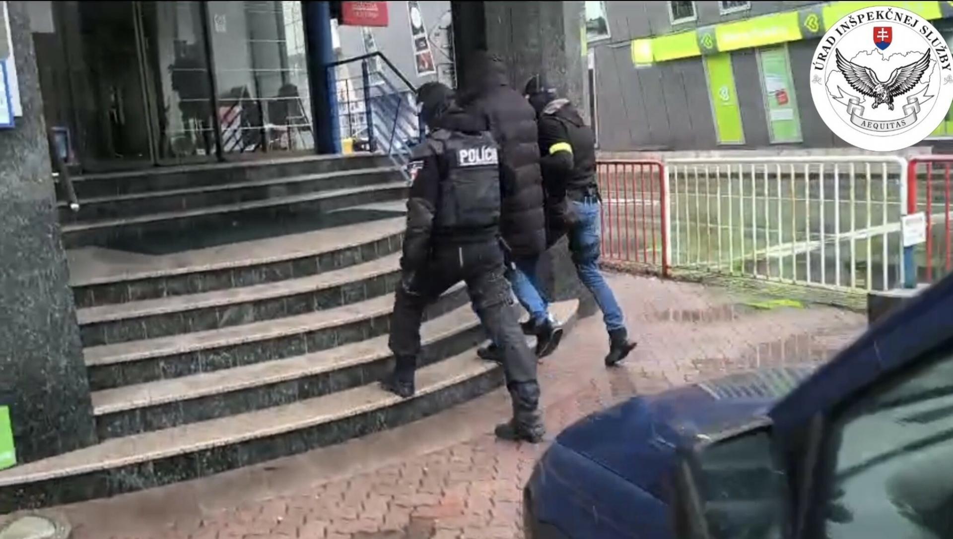 Akcia Turista sa skončila obvinen&iacute;m. Policajtka mala brať &uacute;platky za vybavovanie pobytov pre cudzincov