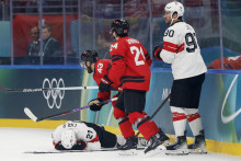 Kevin Fiala zo &Scaron;vajčiarska utrpel zranenie. FOTO: Reuters