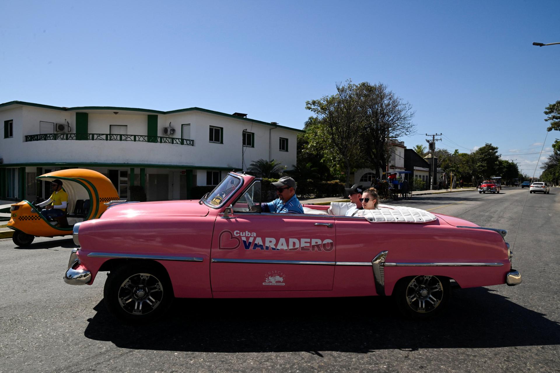 Palivov&aacute; kr&iacute;za: Americk&aacute; blok&aacute;da n&uacute;ti Kub&aacute;ncov presedlať na elektrick&eacute; vozidl&aacute;