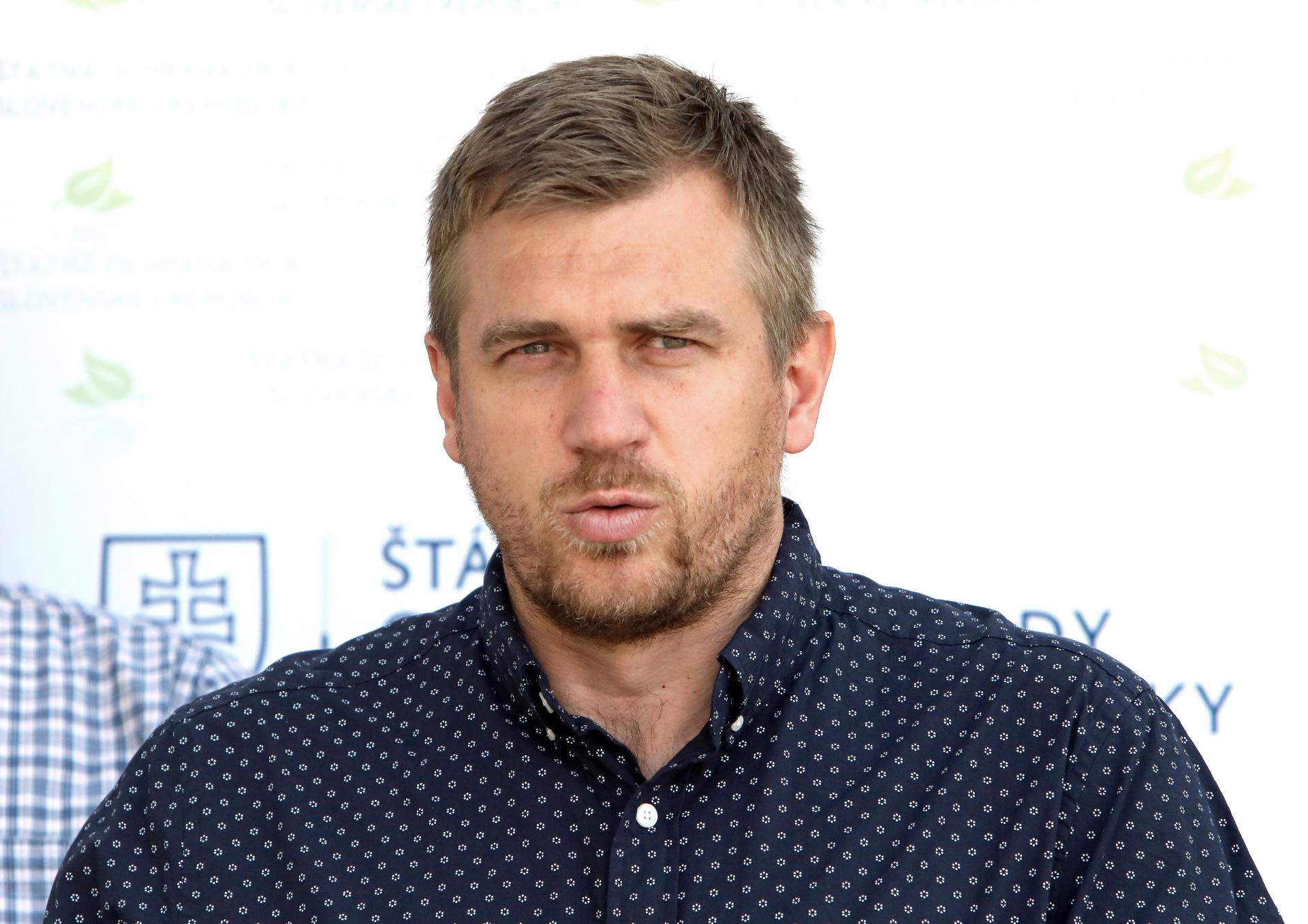 Muž skončil po &uacute;toku medvedice v nemocnici. Zabili ju v sebaobrane, hl&aacute;si &scaron;t&aacute;tny tajomn&iacute;k Kuffa