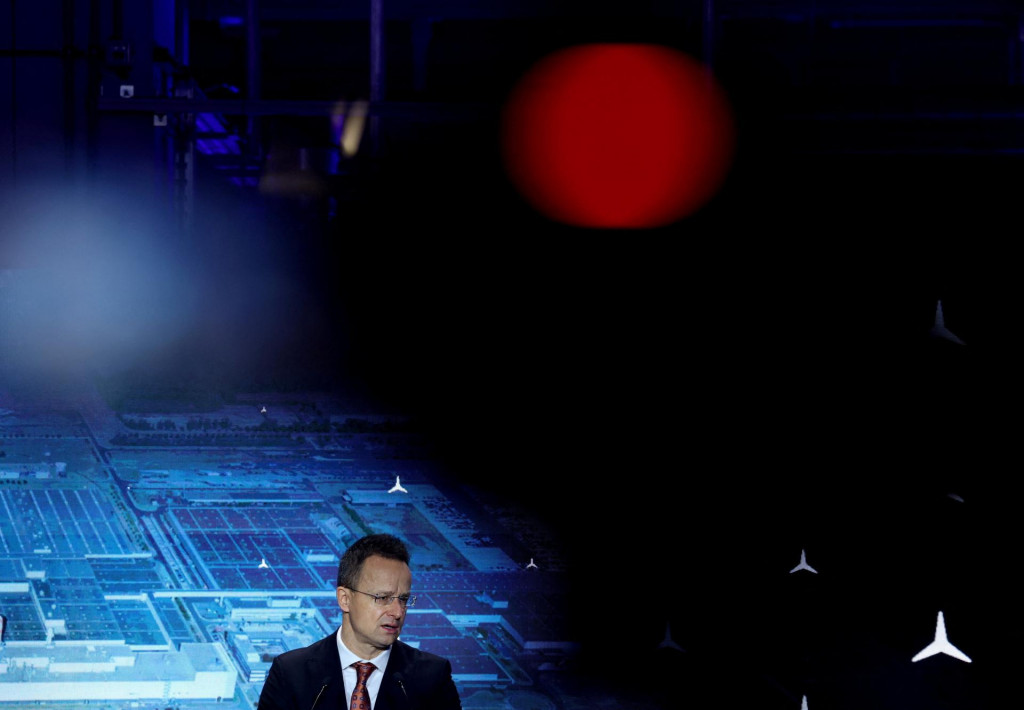 Maďarsk&yacute; minister zahraničn&yacute;ch vec&iacute; P&eacute;ter Szijj&aacute;rt&oacute;. FOTO: REUTERS