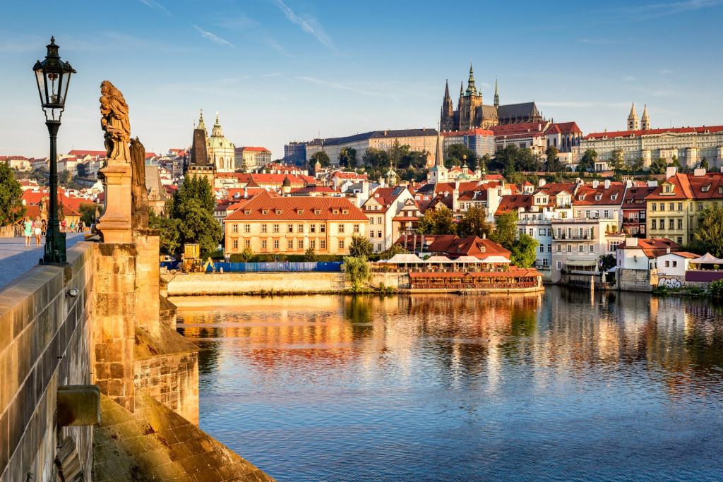 Počet n&aacute;v&scaron;tevn&iacute;kov zo Slovenska v Česku vlani vzr&aacute;stol. FOTO: Dreamstime/ Emicristea