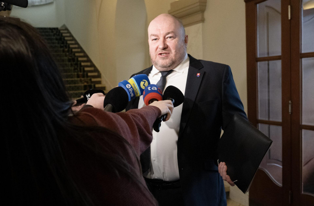Na sn&iacute;mke minister cestovn&eacute;ho ruchu a &scaron;portu Rudolf Huliak. FOTO: TASR/Pavel Neubauer