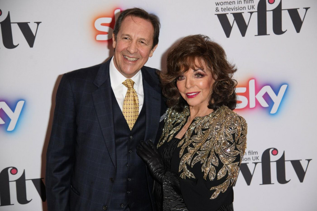 Joan Collins m&aacute; manžela o viac ako 30 rokov mlad&scaron;ieho. S Percy Gibsonom je dnes najspokojnej&scaron;ia.