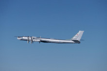 Rusk&yacute; strategick&yacute; bombard&eacute;r Tu-95. FOTO: Reuters