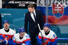 Sprava Mat&uacute;&scaron; Sukeľ, hlavn&yacute; tr&eacute;ner Vladim&iacute;r Orsz&aacute;gh, Martin Posp&iacute;&scaron;il a Milo&scaron; Kelemen (v&scaron;etci Slovensko). FOTO: TASR/Jaroslav Nov&aacute;k