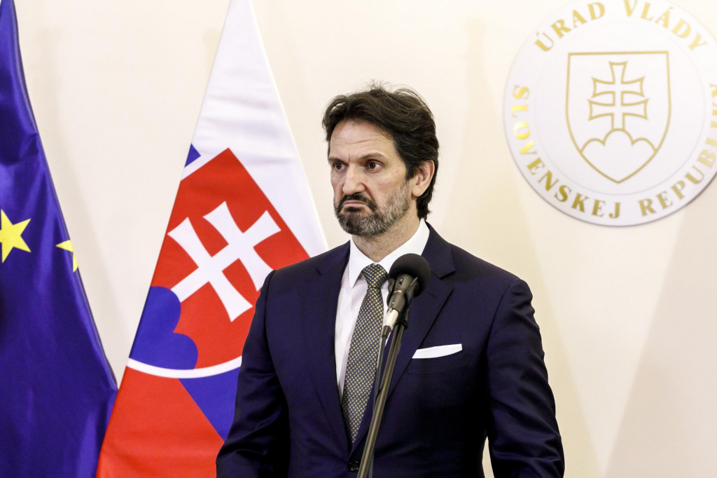 Na sn&iacute;mke vicepremi&eacute;r a minister obrany Robert Kaliň&aacute;k. FOTO: TASR/D. Veselsk&yacute;