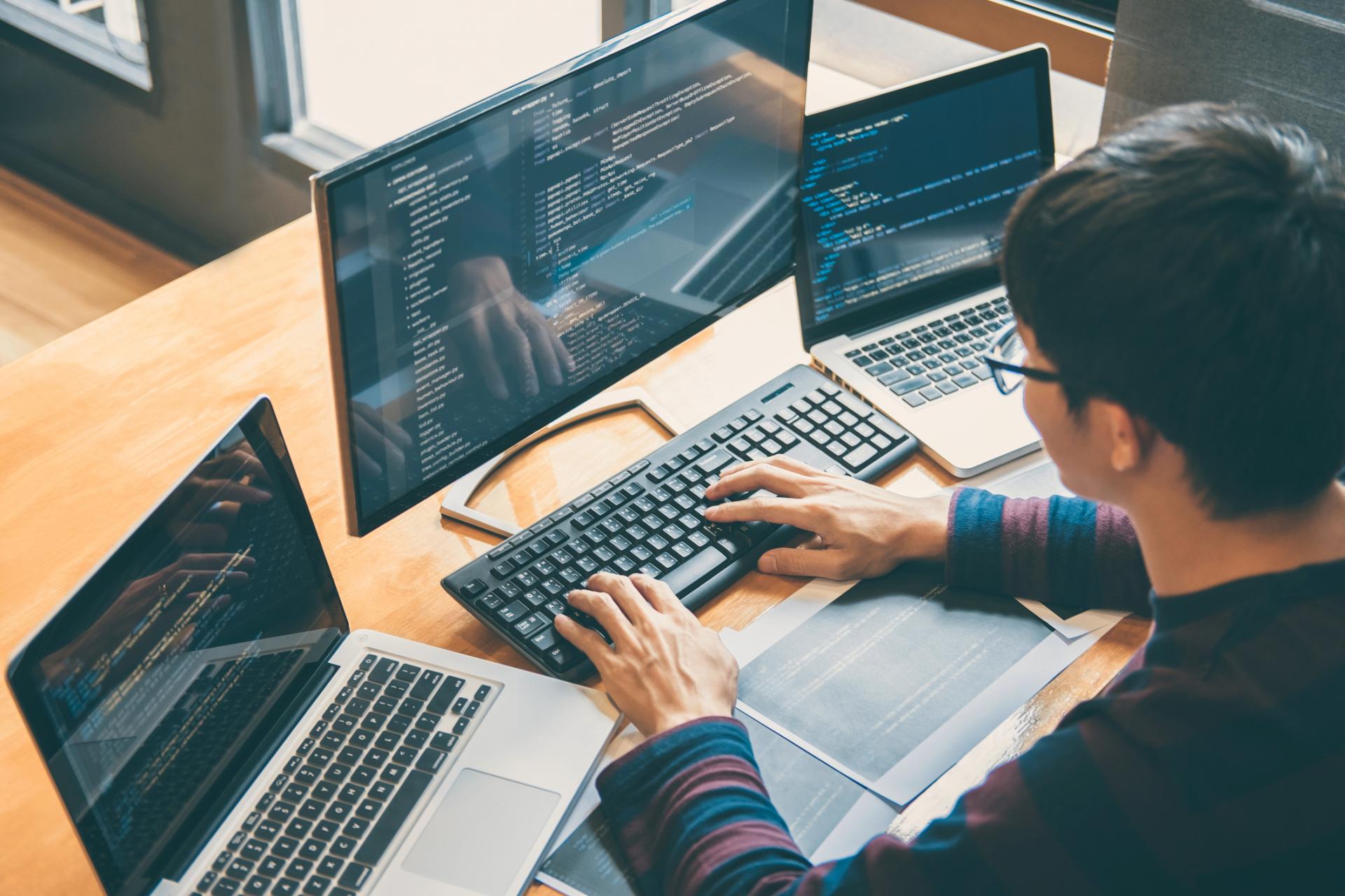 Nové technické pozície rastú rýchlejšie ako kvalifikovaní kandidáti, zvyšuje sa dopyt po odborníkoch