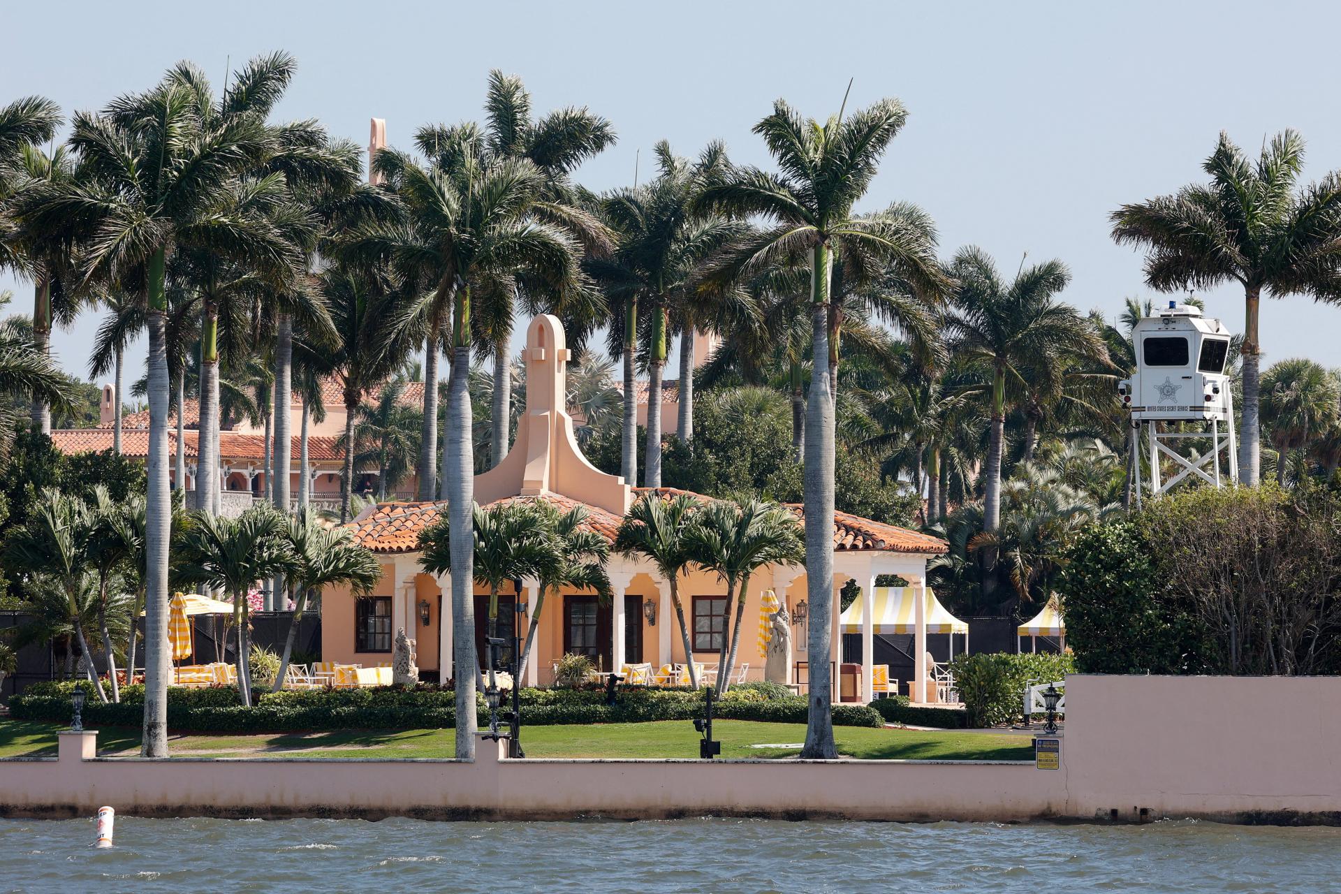 Muža zastrelen&eacute;ho pri Trumpovom floridskom s&iacute;dle Mar-a-Lago identifikovali