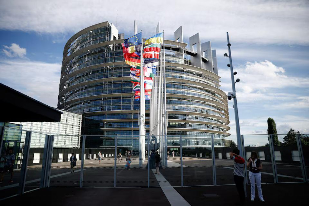 Europarlament pozastavil implement&aacute;ciu obchodnej dohody medzi USA a Eur&oacute;pskou &uacute;niou. FOTO: Reuters