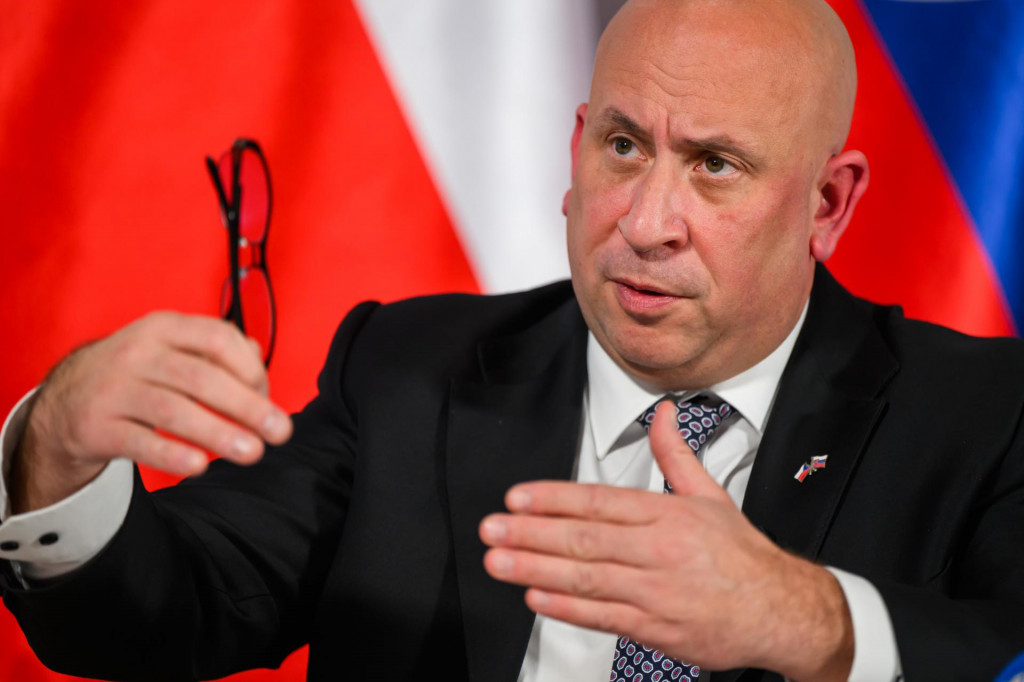 Na sn&iacute;mke minister dopravy a v&yacute;stavby Jozef R&aacute;ž. FOTO: TASR/Jaroslav Nov&aacute;k