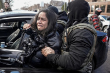 Agenti ICE v Minneapolise. FOTO: Reuters