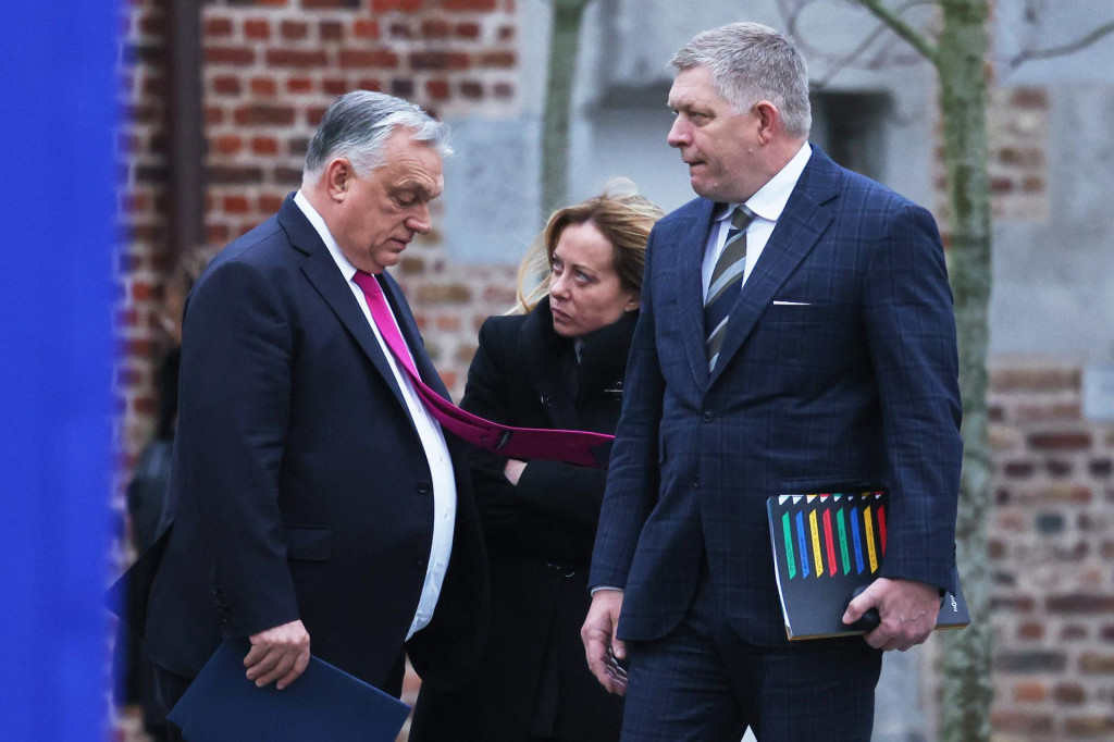Premi&eacute;r Robert Fico a maďarsk&yacute; premi&eacute;r Viktor Orb&aacute;n. FOTO: TASR/AP