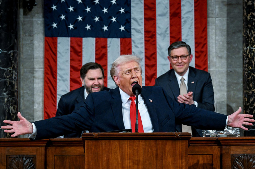 V USA hroz&iacute; vlna žal&ocirc;b po zru&scaron;en&iacute; ciel prezidenta Donalda Trumpa. FOTO: Retuers