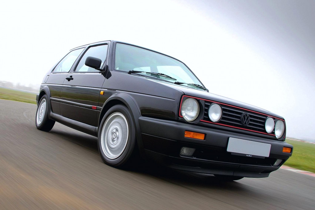 Ak&eacute; modely &aacute;ut m&ocirc;žu byť vďaka poklesu ich cien vhodnou pr&iacute;ležitosťou, ako začať s investovan&iacute;m do automobilov&yacute;ch klas&iacute;k?