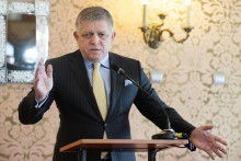 Predseda vl&aacute;dy Robert Fico (Smer-SD). FOTO: TASR/Pavel Neubauer