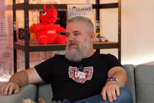 Daniel V&aacute;vra konč&iacute; vo Warhorse, m&aacute; v&scaron;ak obrovsk&yacute; pl&aacute;n.