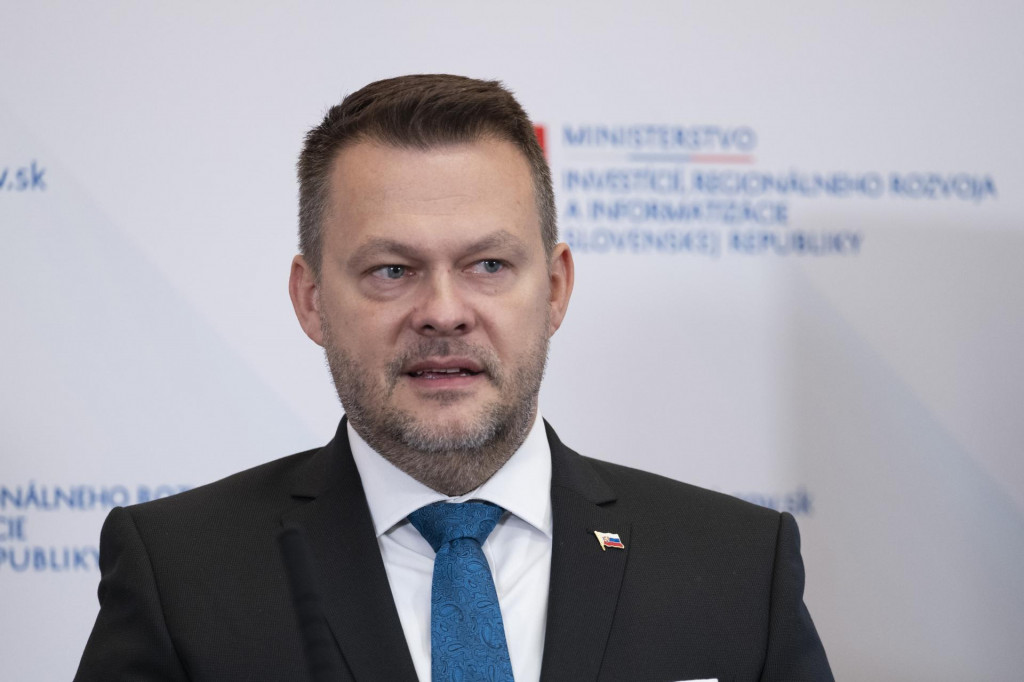 Minister invest&iacute;ci&iacute;, region&aacute;lneho rozvoja a informatiz&aacute;cie Samuel Migaľ (nez&aacute;visl&yacute;). FOTO: TASR/Maro&scaron; Herc