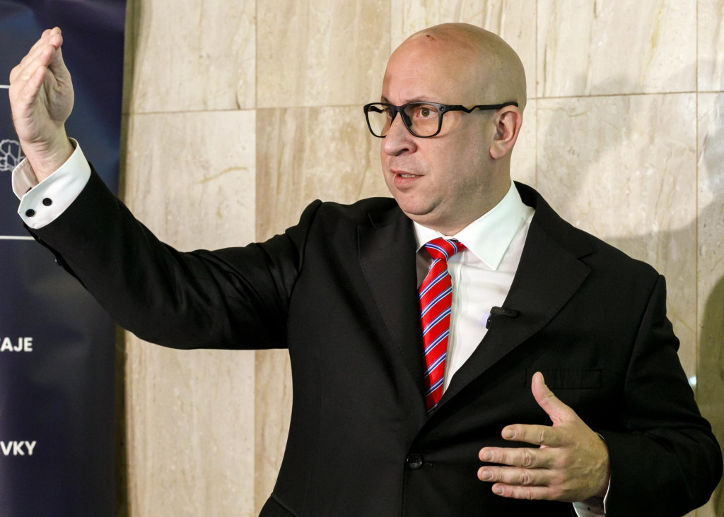 Minister dopravy Jozef R&aacute;ž (nominant Smer-SD). FOTO: TASR