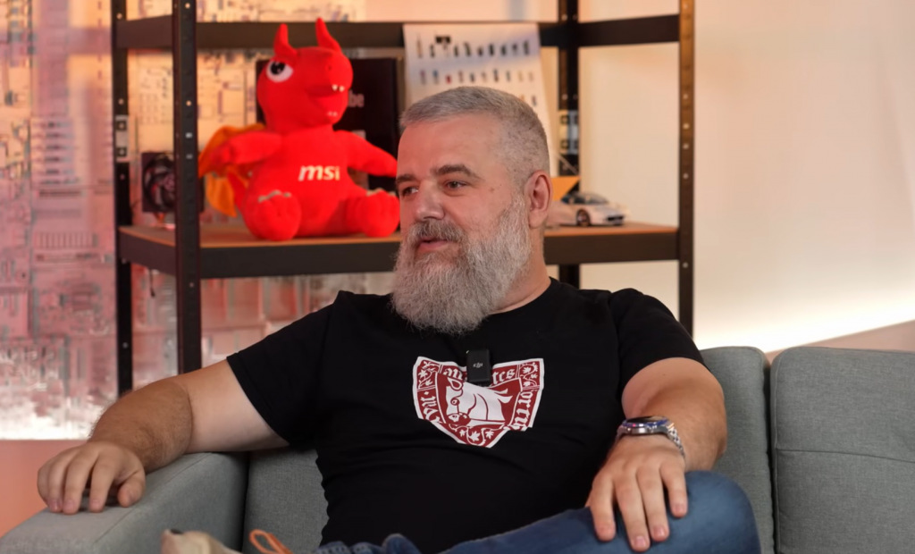 Daniel V&aacute;vra konč&iacute; vo Warhorse, m&aacute; v&scaron;ak obrovsk&yacute; pl&aacute;n.