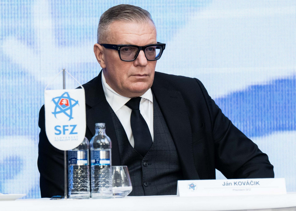Staronov&yacute; prezident Slovensk&eacute;ho futbalov&eacute;ho zv&auml;zu J&aacute;n Kov&aacute;čik. FOTO: TASR/Jakub Kotian