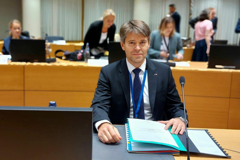 &Scaron;t&aacute;tny tajomn&iacute;k Ministerstva zahraničn&yacute;ch vec&iacute; a eur&oacute;pskych z&aacute;ležitost&iacute; Slovenskej republiky Marek E&scaron;tok sa dnes v Bruseli z&uacute;častnil na zasadnut&iacute; Rady pre v&scaron;eobecn&eacute; z&aacute;ležitosti E&Uacute; FOTO: mzv