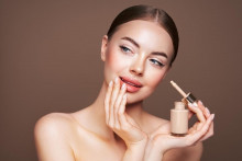 Vsaďte na rady, vďaka ktor&yacute;m makeup vyzer&aacute; ako z katal&oacute;gu.