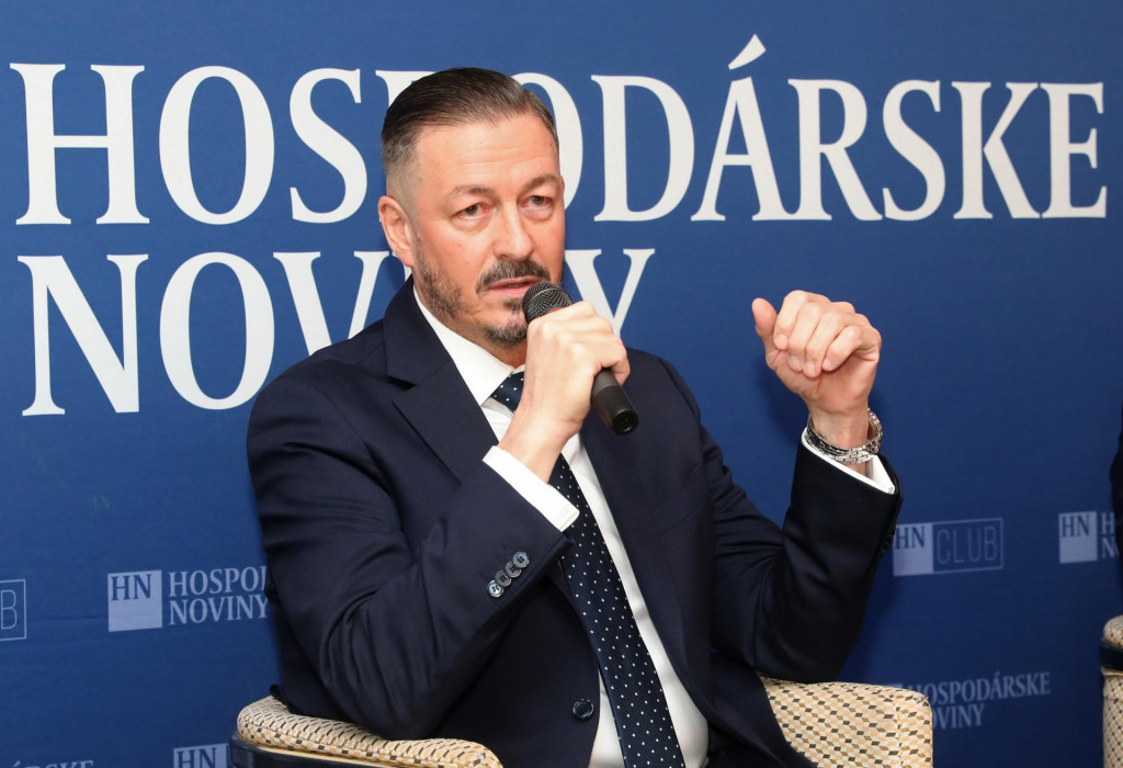 Na sn&iacute;mke je prezident Finančnej spr&aacute;vy Jozef Kiss na ne&aacute;vnom HN Clube pod n&aacute;zvom Dane 2026.

FOTO: HN/Peter Mayer