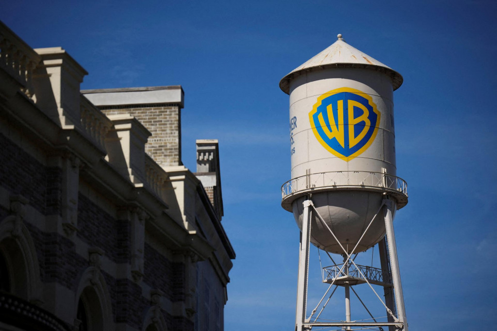 Warner Bros. Studios v Burbanku