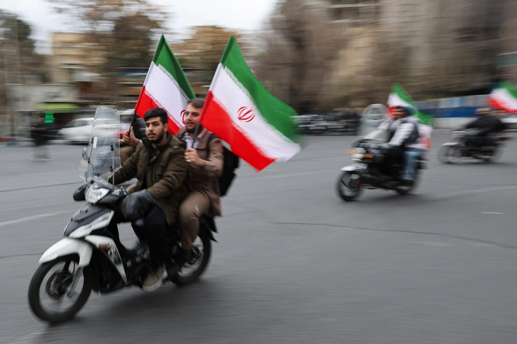 Američania poskytuj&uacute; vojensk&uacute; pomoc ir&aacute;nskym Kurdom, tvrd&iacute; CNN. FOTO: Reuters