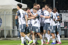 G&oacute;lov&aacute; radosť Podbrezovej počas z&aacute;pasu &scaron;tvrťfin&aacute;le Slovnaft Cupu proti FC Spartak Trnava.