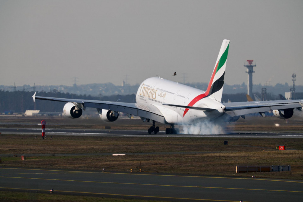 V&auml;č&scaron;ina zatiaľ obnoven&yacute;ch spojen&iacute; sa t&yacute;ka Emirates, teda dom&aacute;cej leteckej spoločnosti. FOTO: Reuters