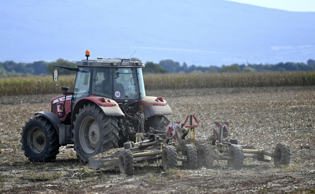 Ďal&scaron;&iacute; n&aacute;rast cien hnoj&iacute;v poc&iacute;tia farm&aacute;ri čoskoro, tvrd&iacute; Martin Maček zo Združenia pestovateľov obiln&iacute;n. FOTO: TASR/R. Hanc