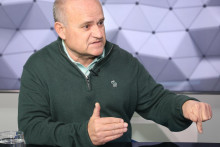Existuje sp&ocirc;sob, ako sa vyhn&uacute;ť plateniu mikroodvodov, hovor&iacute; odborn&iacute;k na dane a obdvody Jozef Mih&aacute;l. FOTO: HN/Peter Mayer