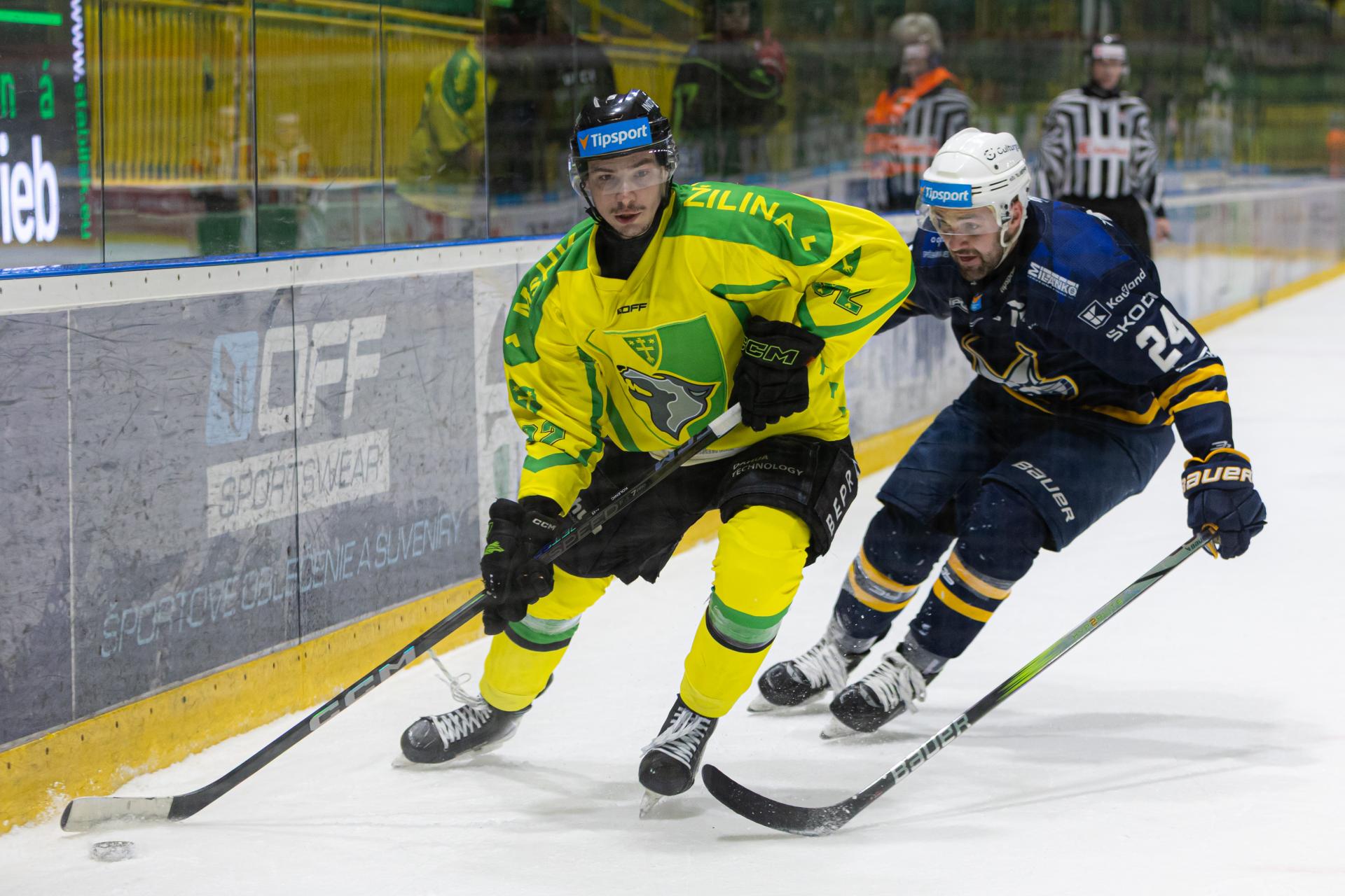 Tipsport liga: Slovan podľahol Michalovciam, hokejisti Popradu zdolali Liptákov