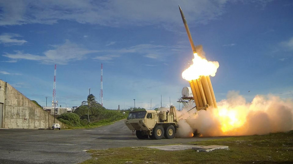 Protiraketov&eacute; obrann&eacute; syst&eacute;my THAAD. FOTO: Reuters