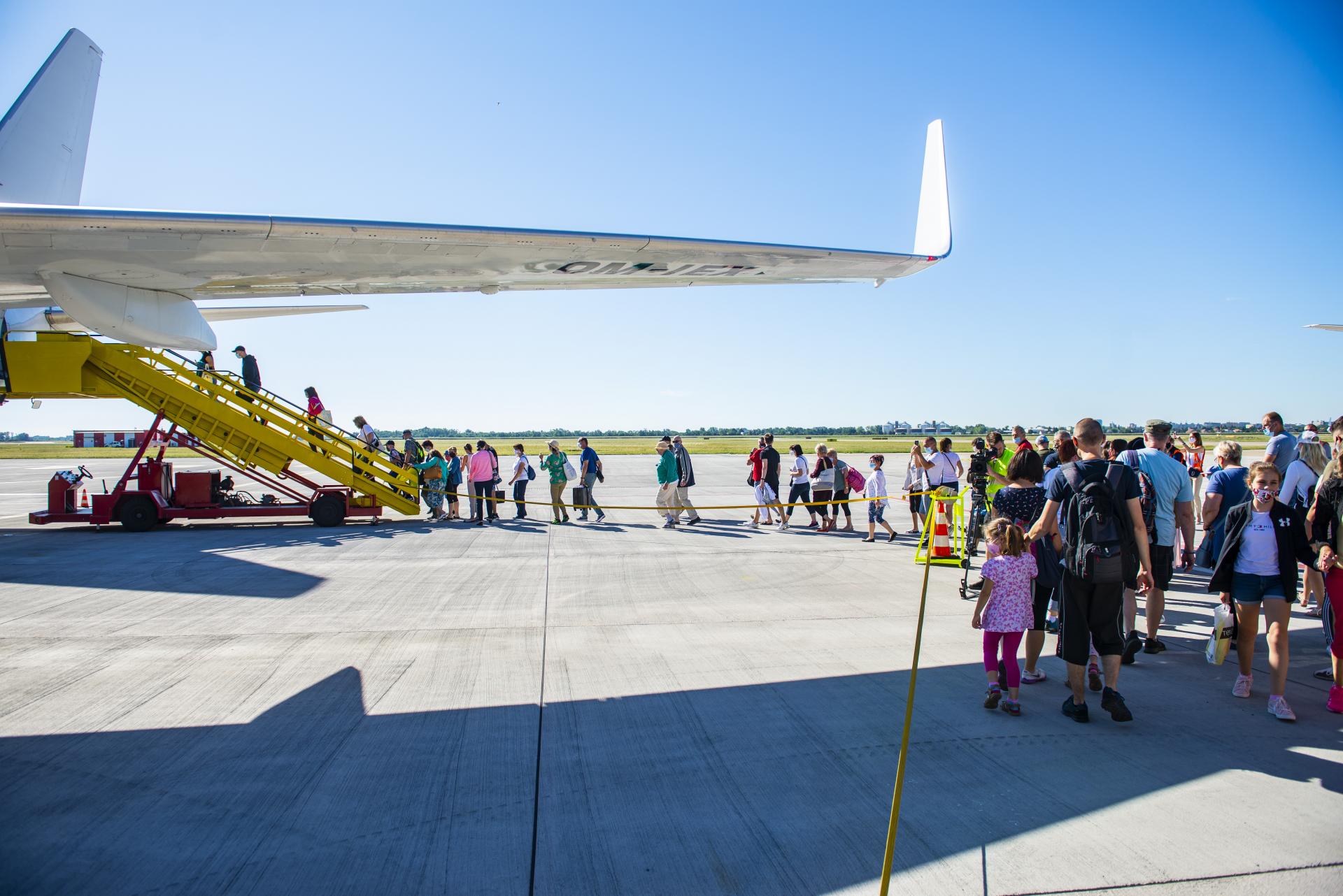 Slov&aacute;ci reaguj&uacute; na nov&uacute; hrozbu a menia dovolenkov&eacute; pl&aacute;ny. V&yacute;razne sa odvracaj&uacute; od Cypru, pad&aacute; aj Egypt