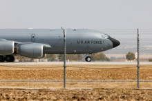 Tankovacie lietadlo KC-135. FOTO: Reuters