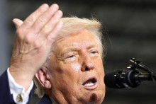 Cl&aacute; Donalda Trumpa ned&aacute;vno americk&yacute; s&uacute;d zru&scaron;il pre nez&aacute;konnosť. FOTO: Retuers